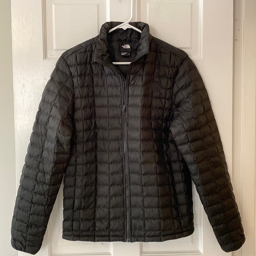 North Face men’s small black thermoball coat.